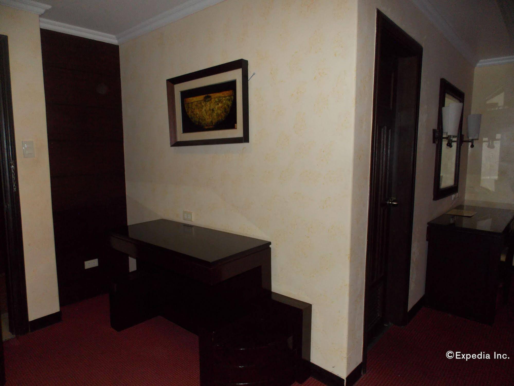 MO2 Westown Hotel Bacolod - Mandalagan