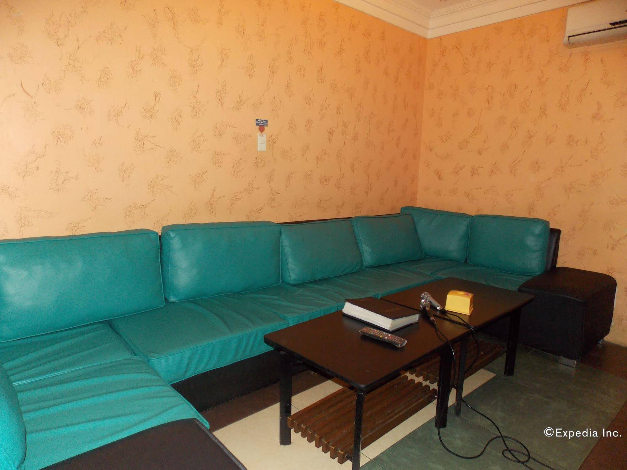 MO2 Westown Hotel Bacolod - Mandalagan