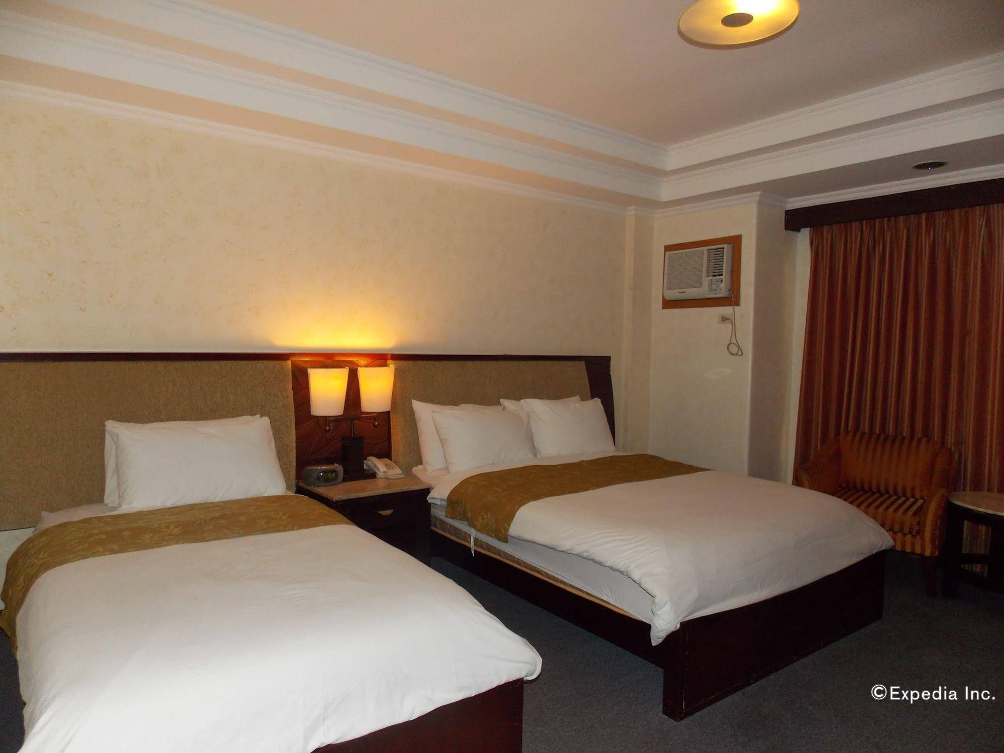 MO2 Westown Hotel Bacolod - Mandalagan