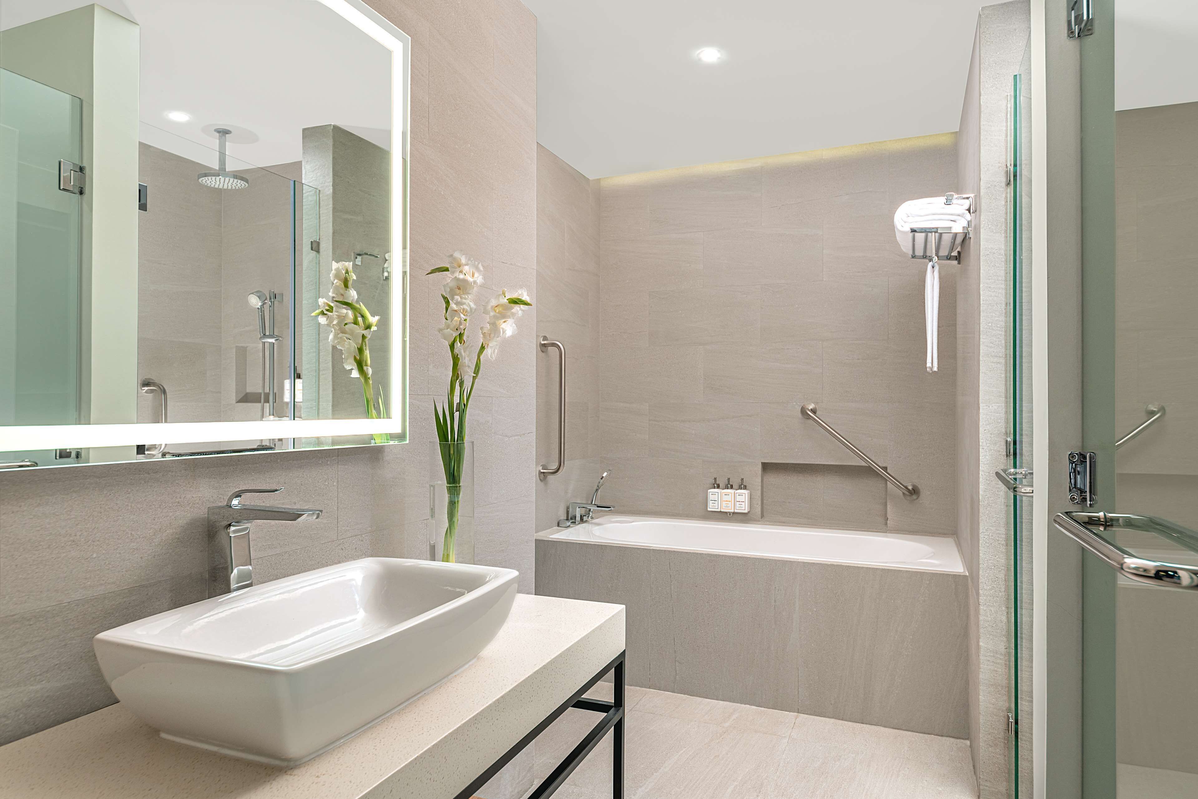 Park Inn By Radisson Bacolod