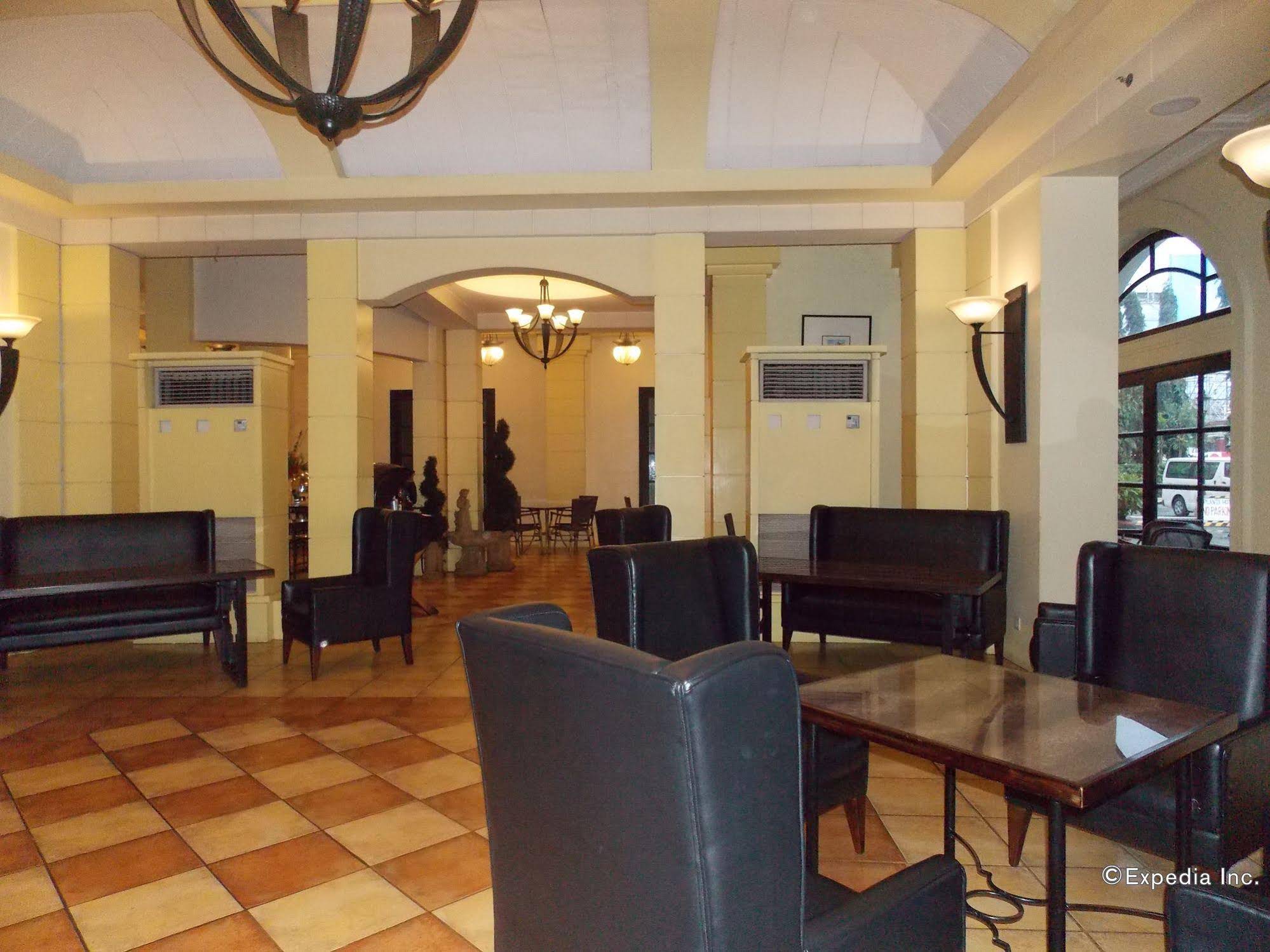 Planta Centro Bacolod Hotel & Residences