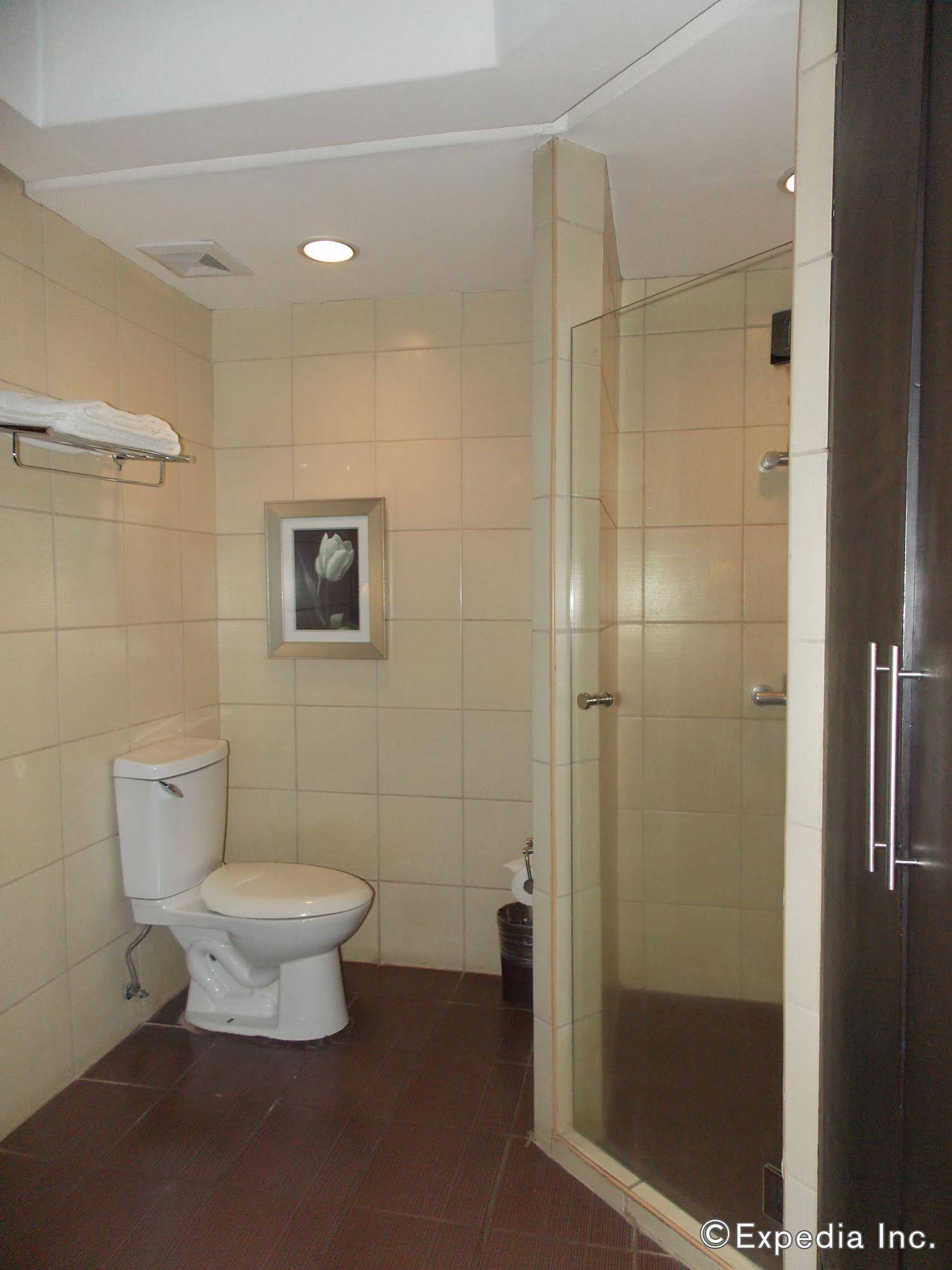 Planta Centro Bacolod Hotel & Residences