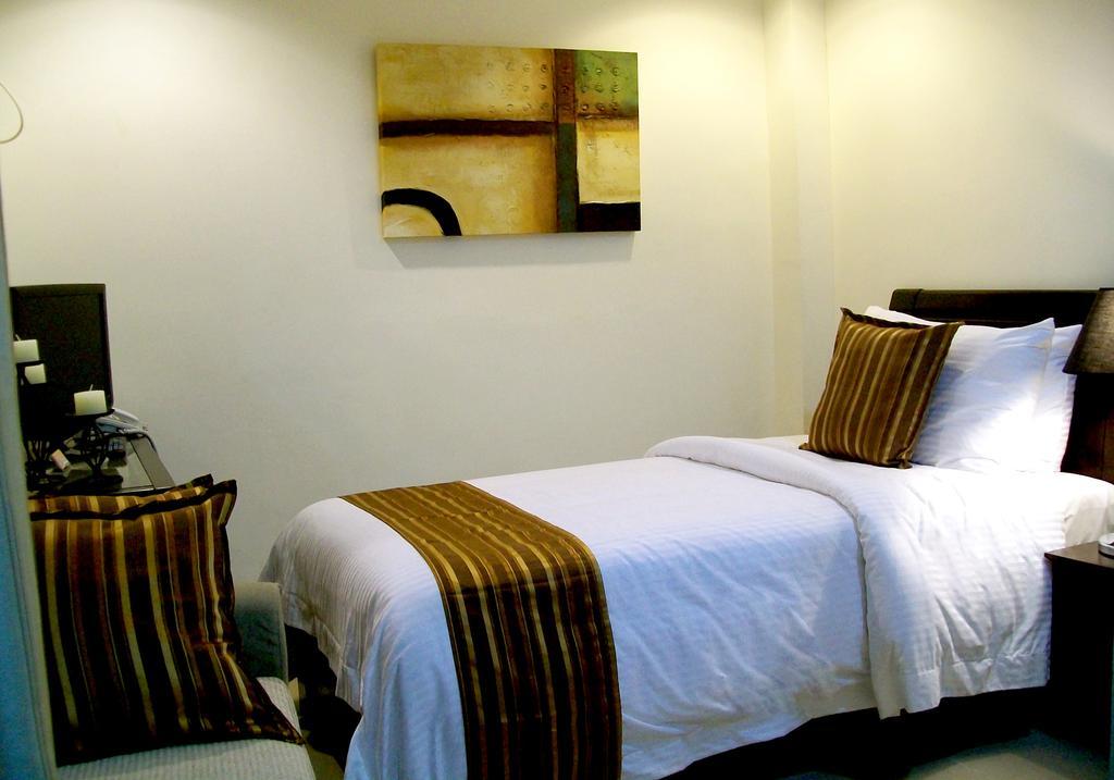 The Suites at Calle Nueva