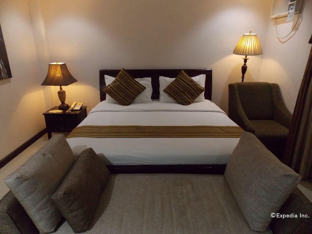 The Suites at Calle Nueva