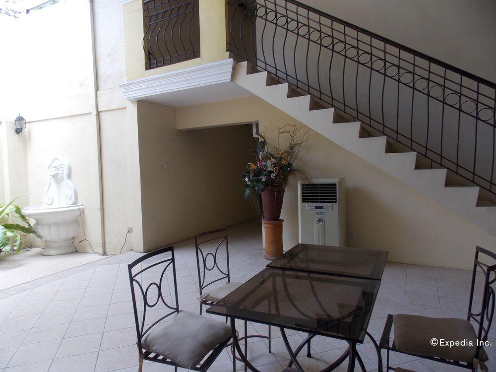The Suites at Calle Nueva