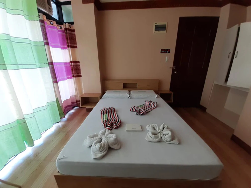 Ging Ging Tourist Inn by OYO Rooms