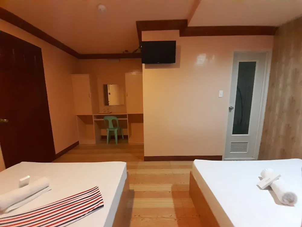 Ging Ging Tourist Inn by OYO Rooms
