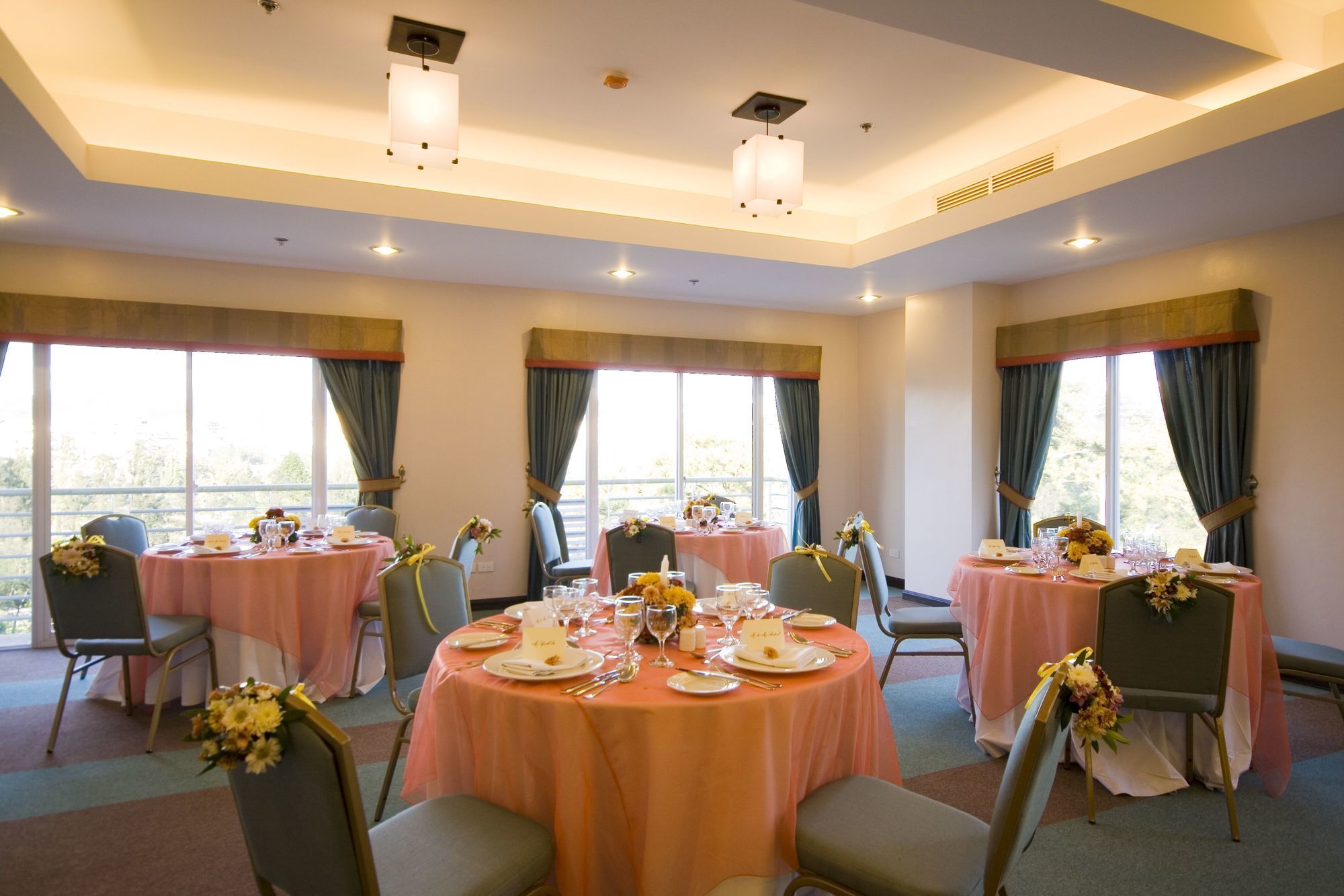 Baguio Burnham Suites