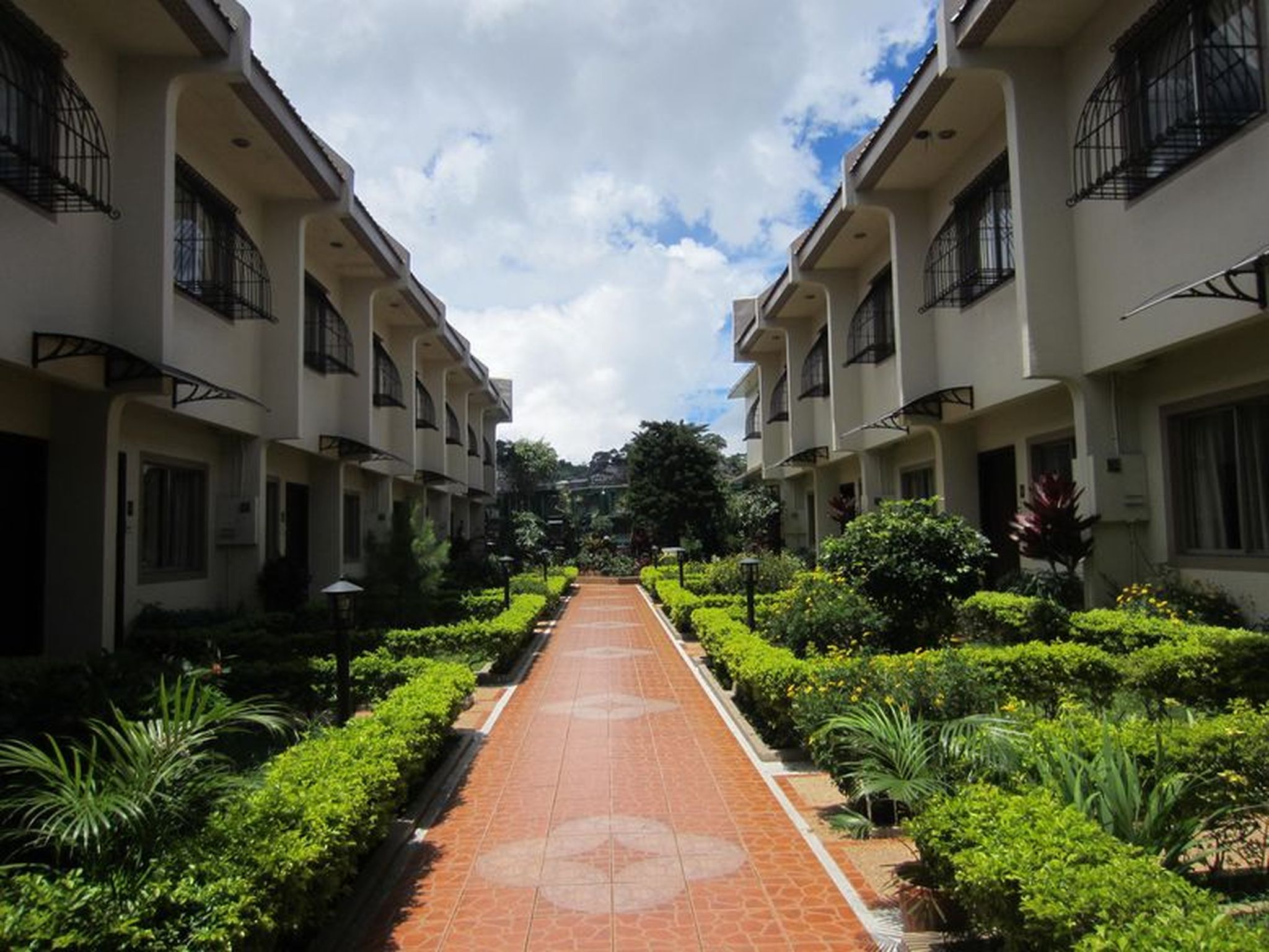 Baguio Holiday Villas