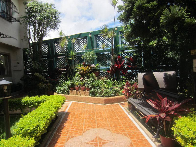 Baguio Holiday Villas