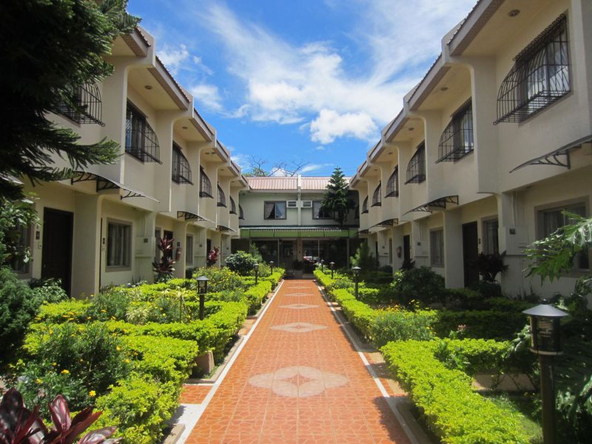 Baguio Holiday Villas