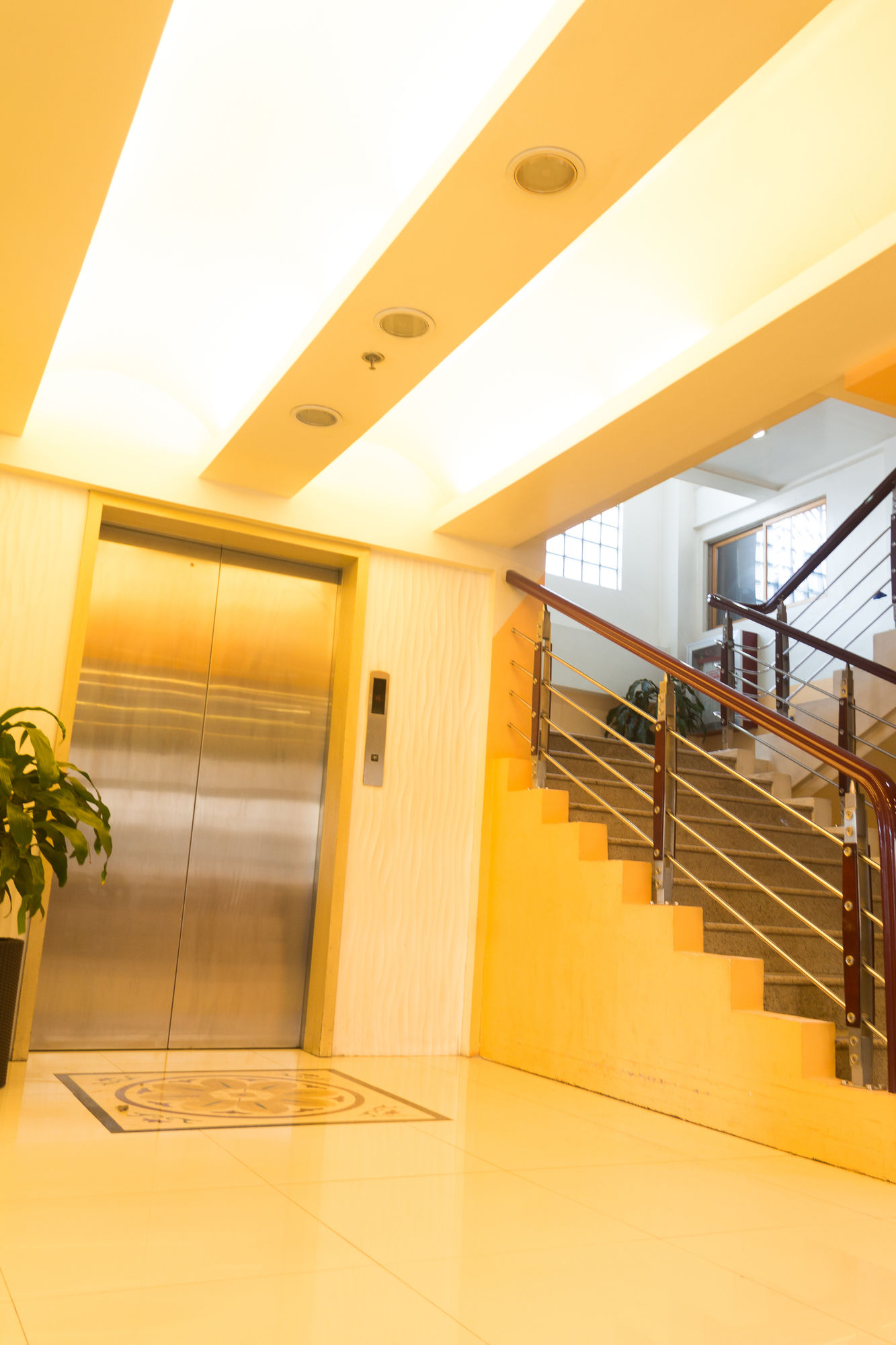 City Center Hotel