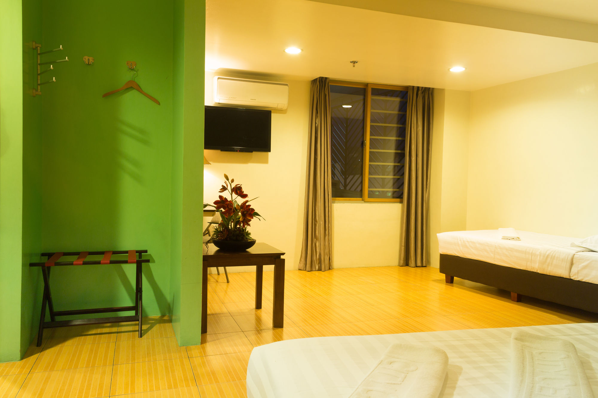 City Center Hotel