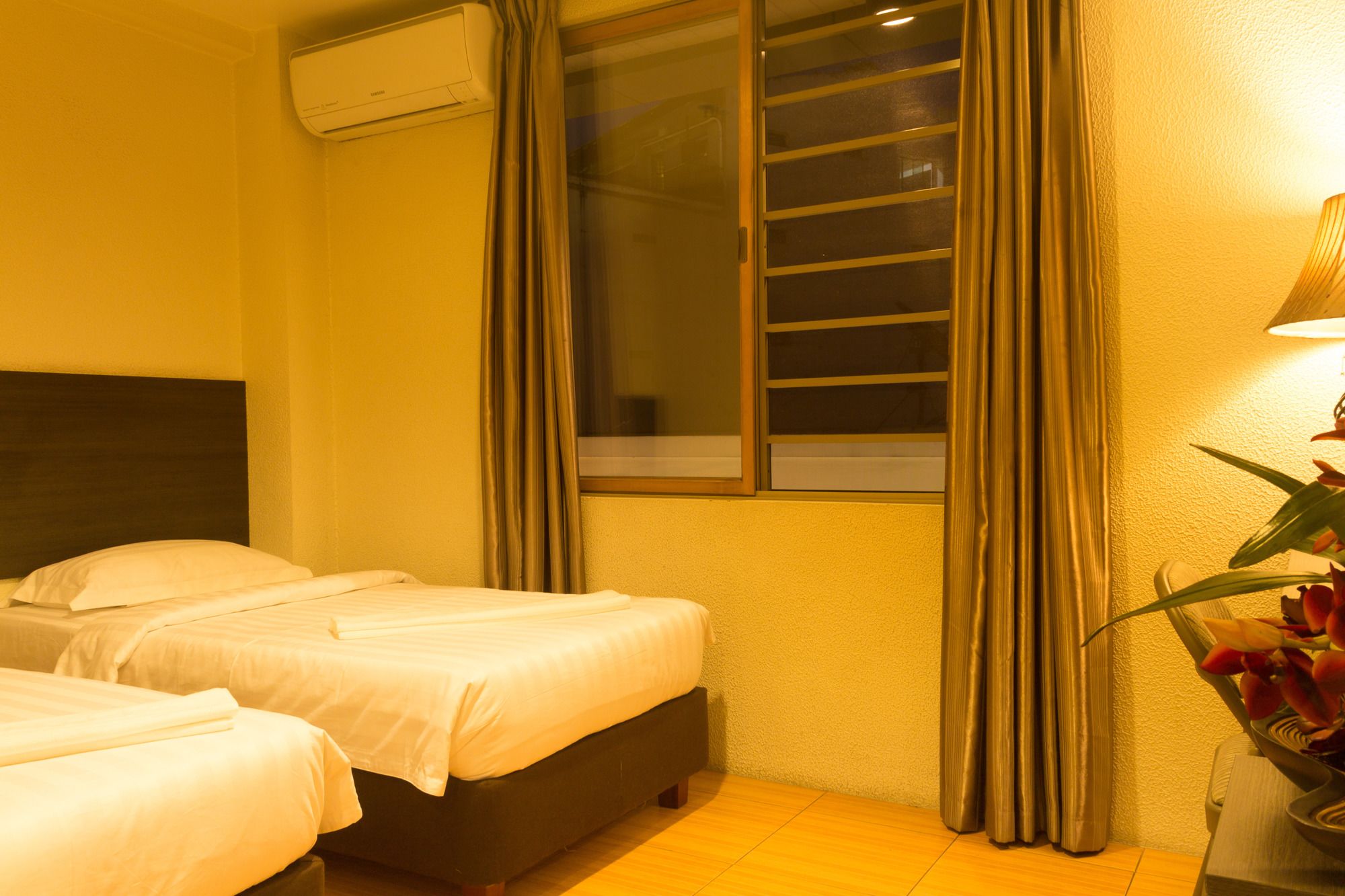 City Center Hotel