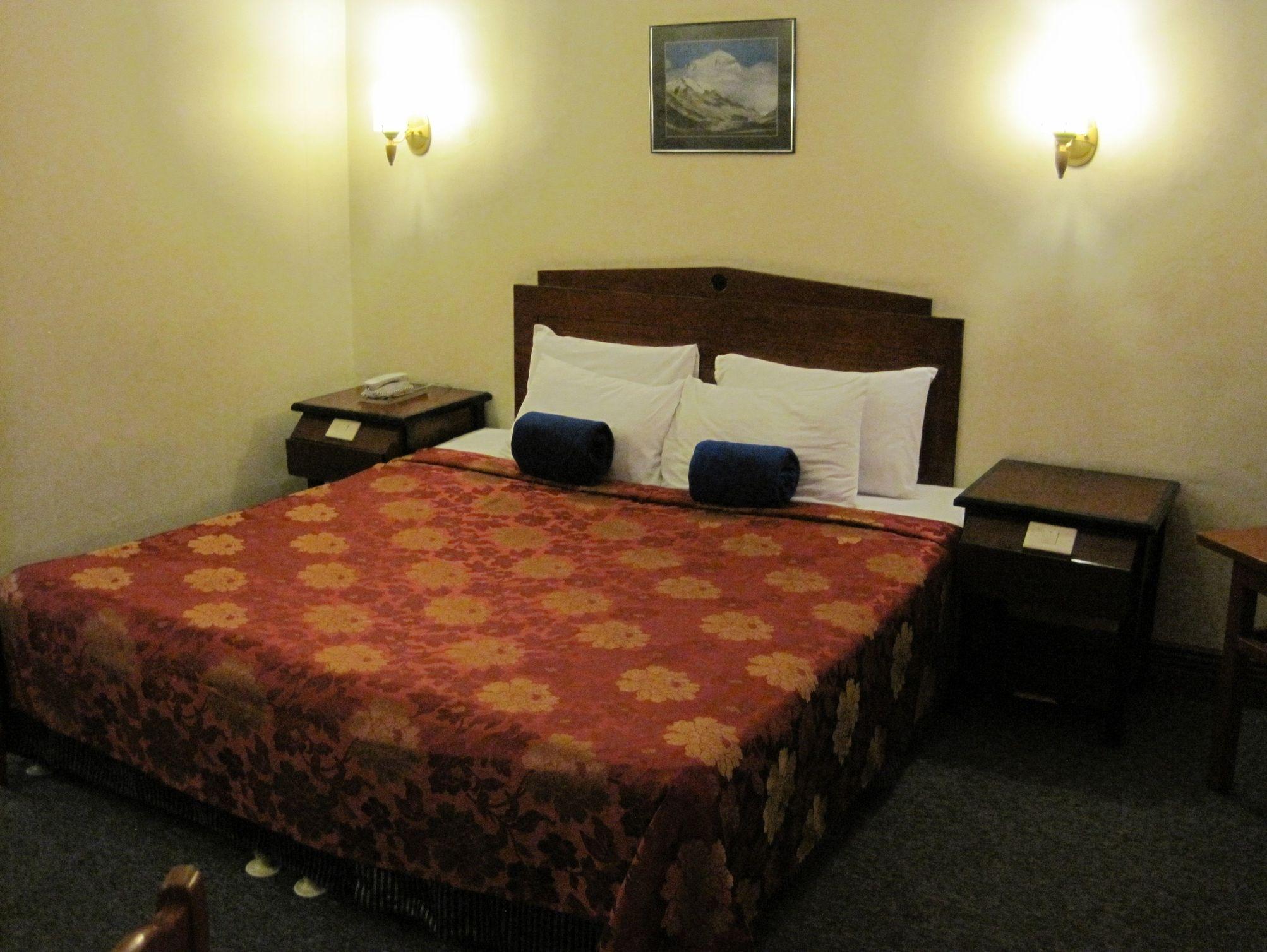 City Travel Hotel