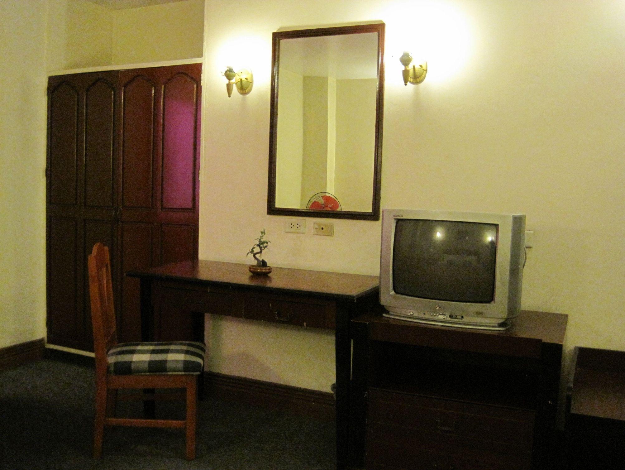 City Travel Hotel