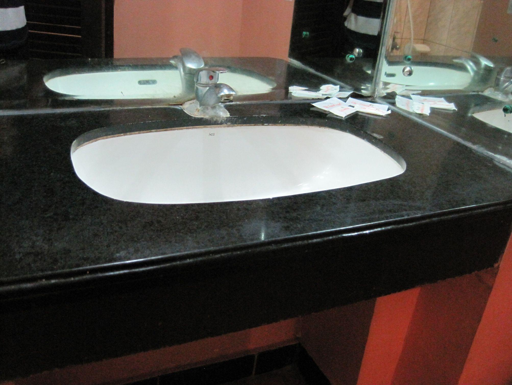 City Travel Hotel