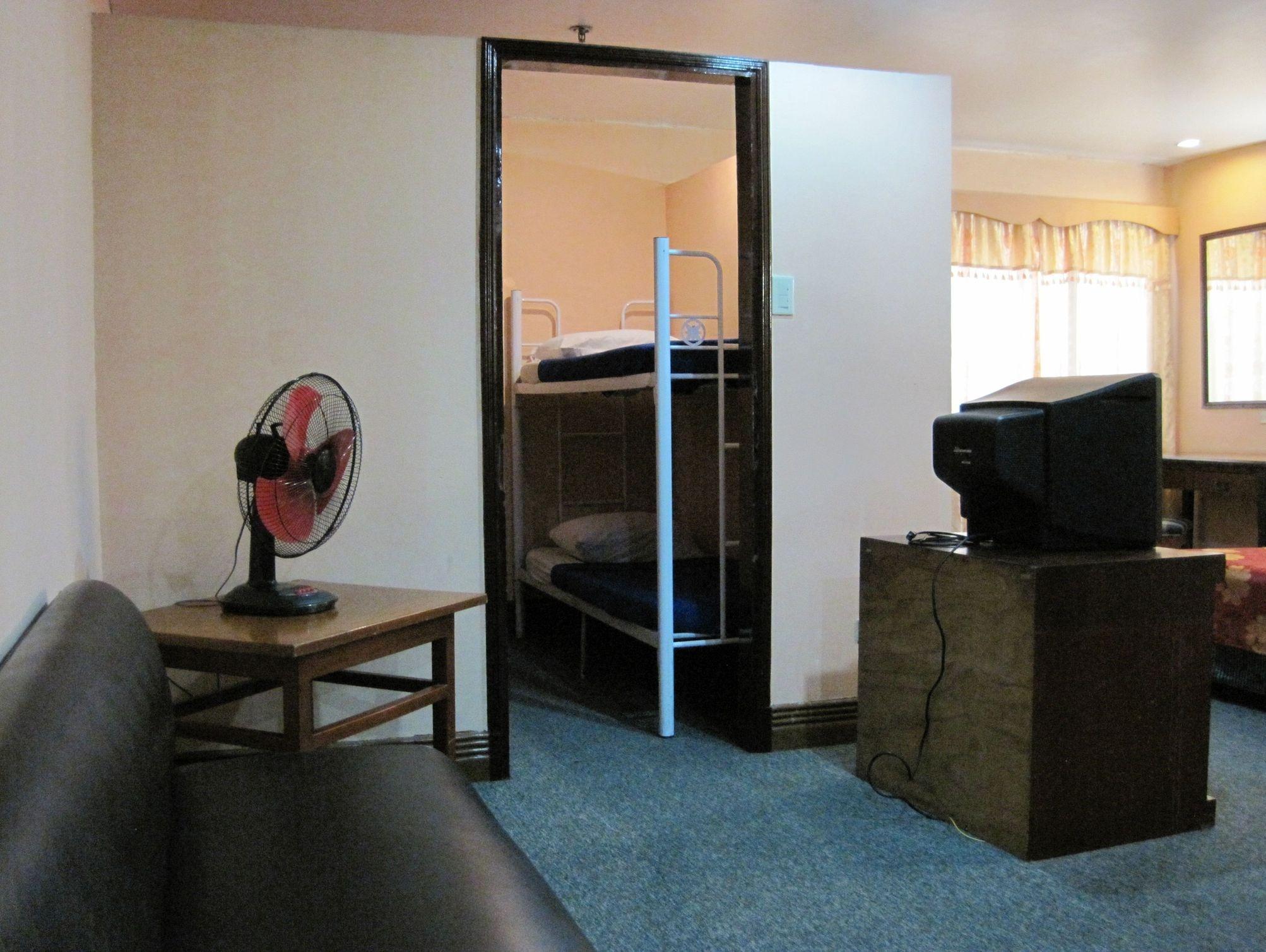 City Travel Hotel