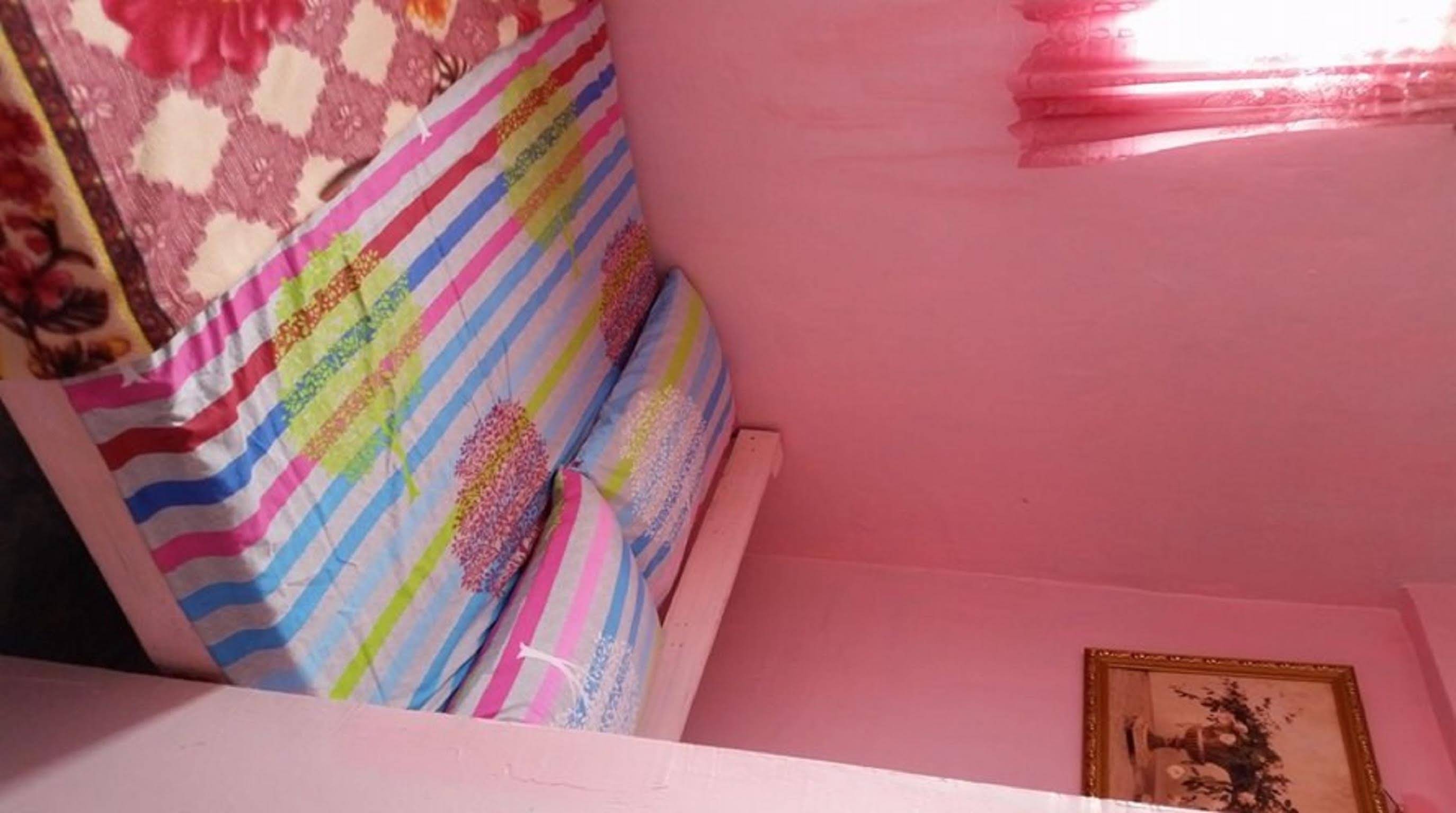 CVNB Bed & Bath Hostel