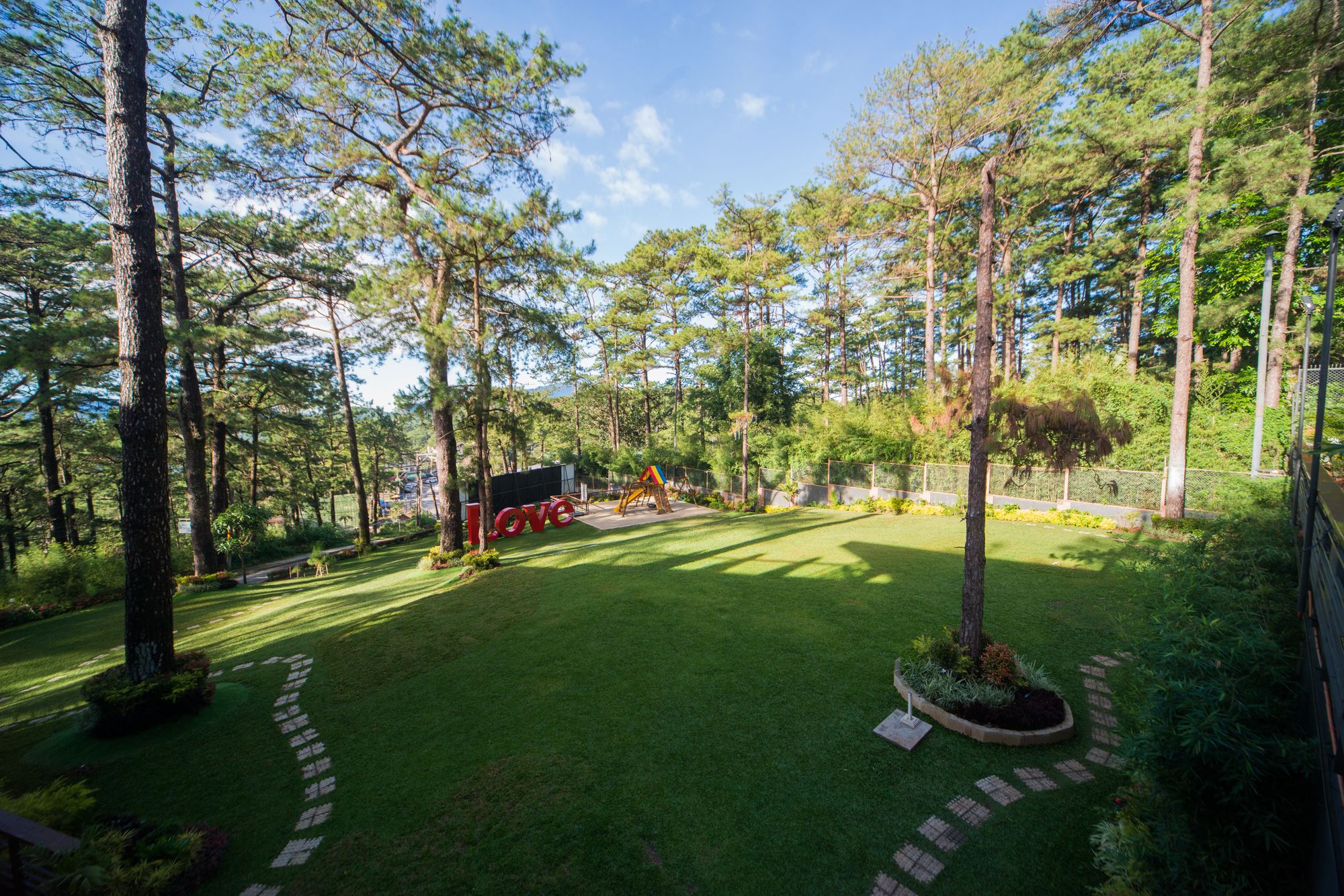 Grand Sierra Pine Baguio Hotel