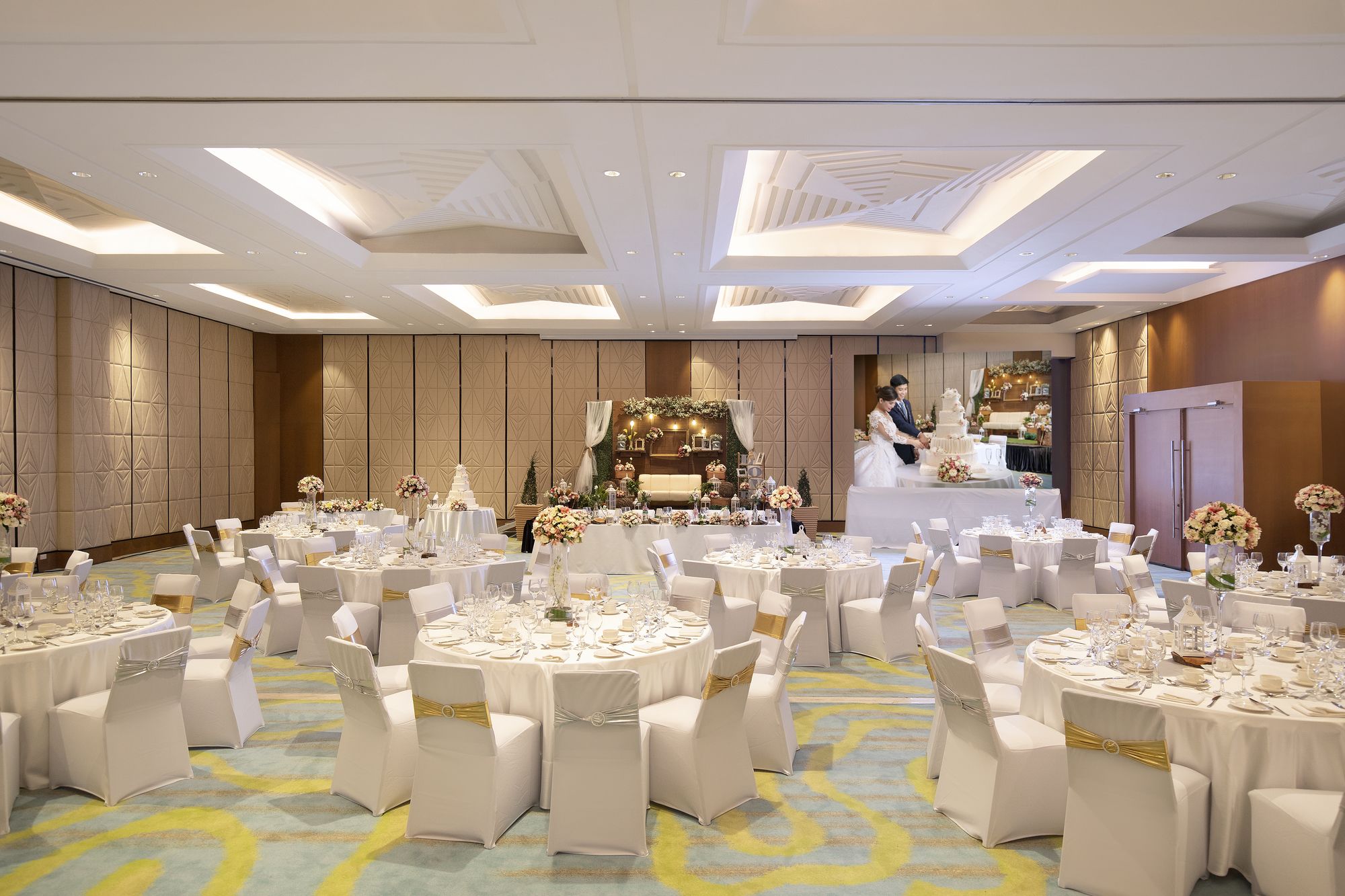 Ion Hotel