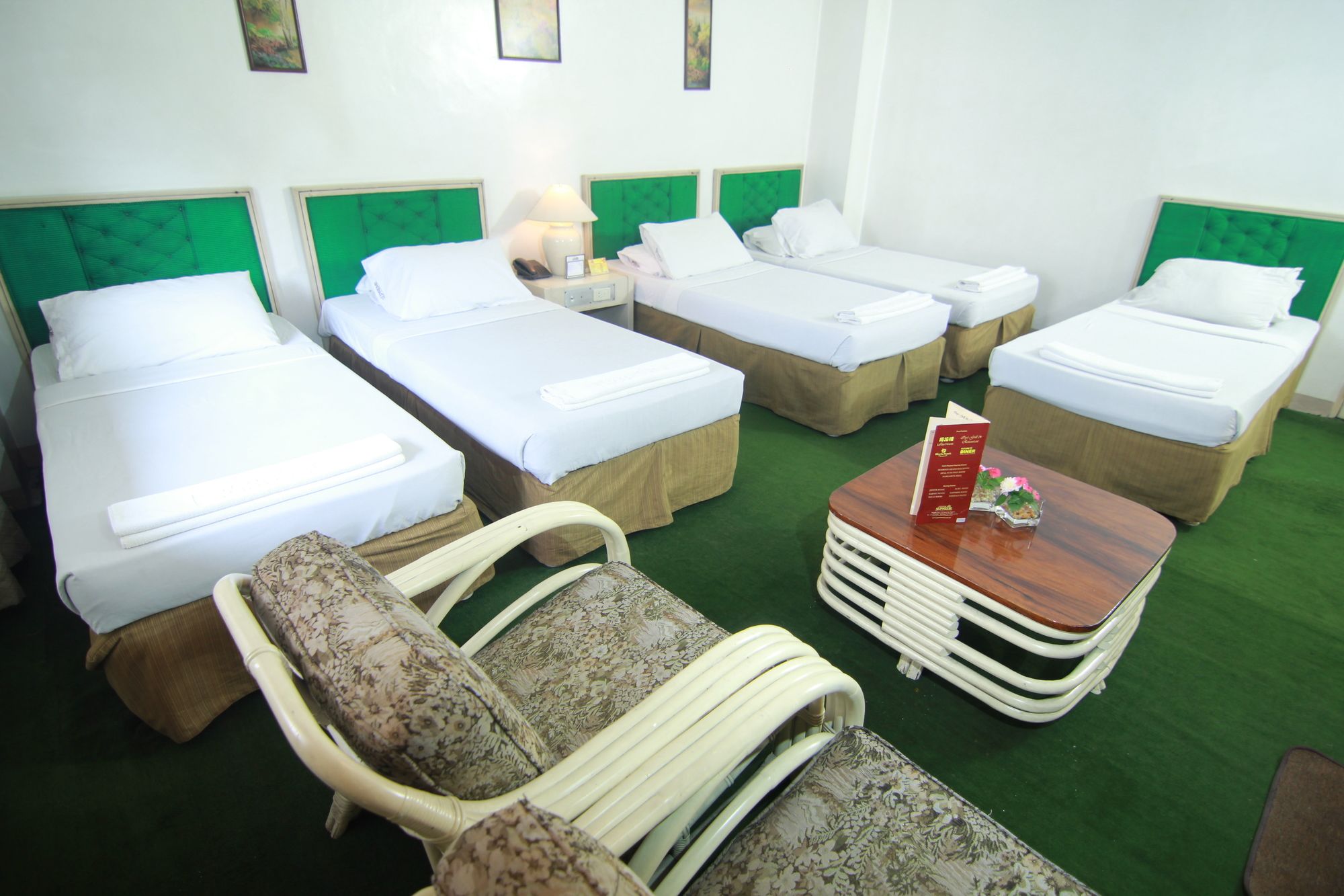 Hotel Supreme
