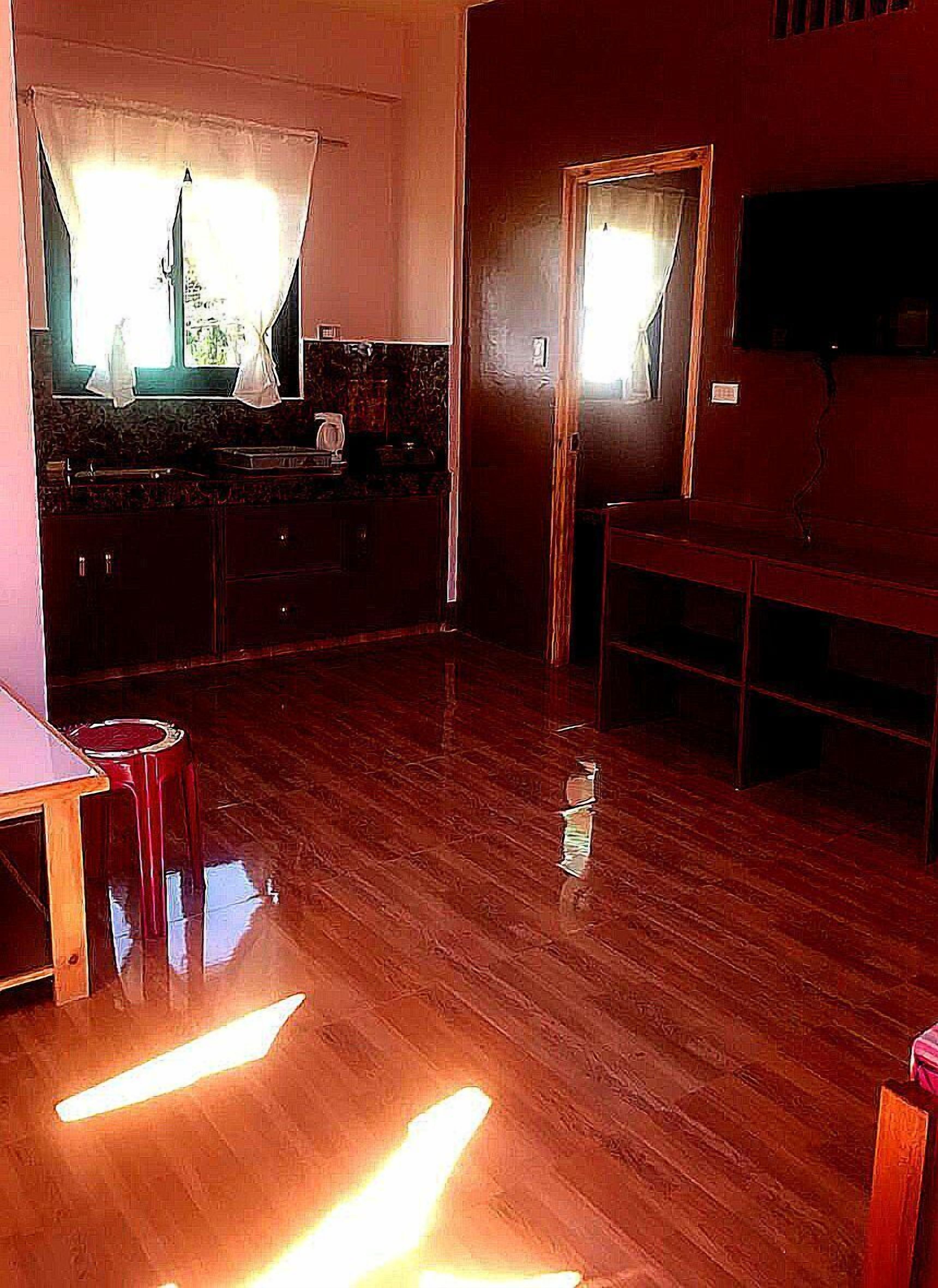 Jmm Apartelle & Transient by OYO Rooms