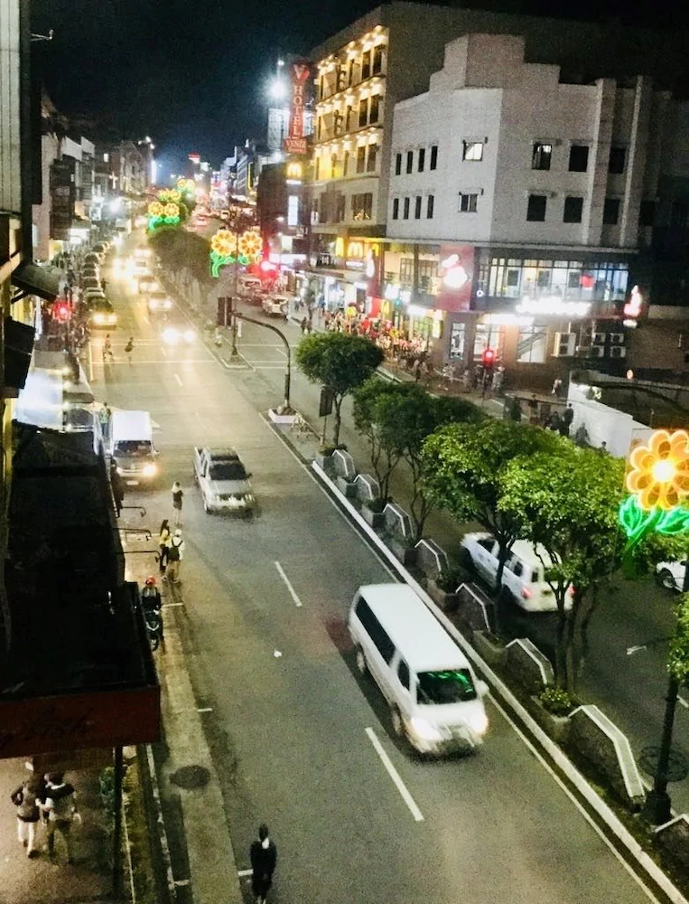La Brea Inn