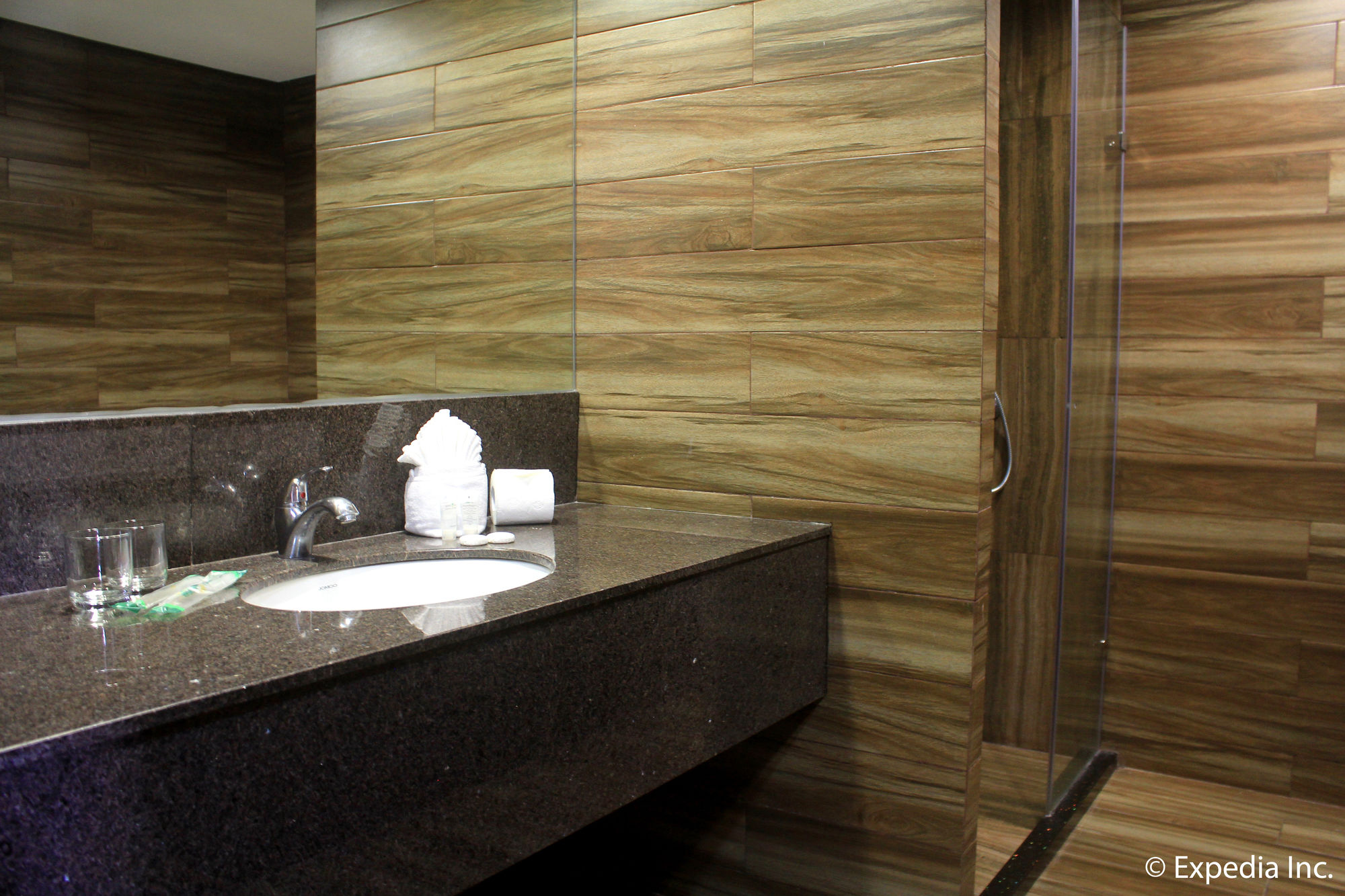Newtown Plaza Hotel