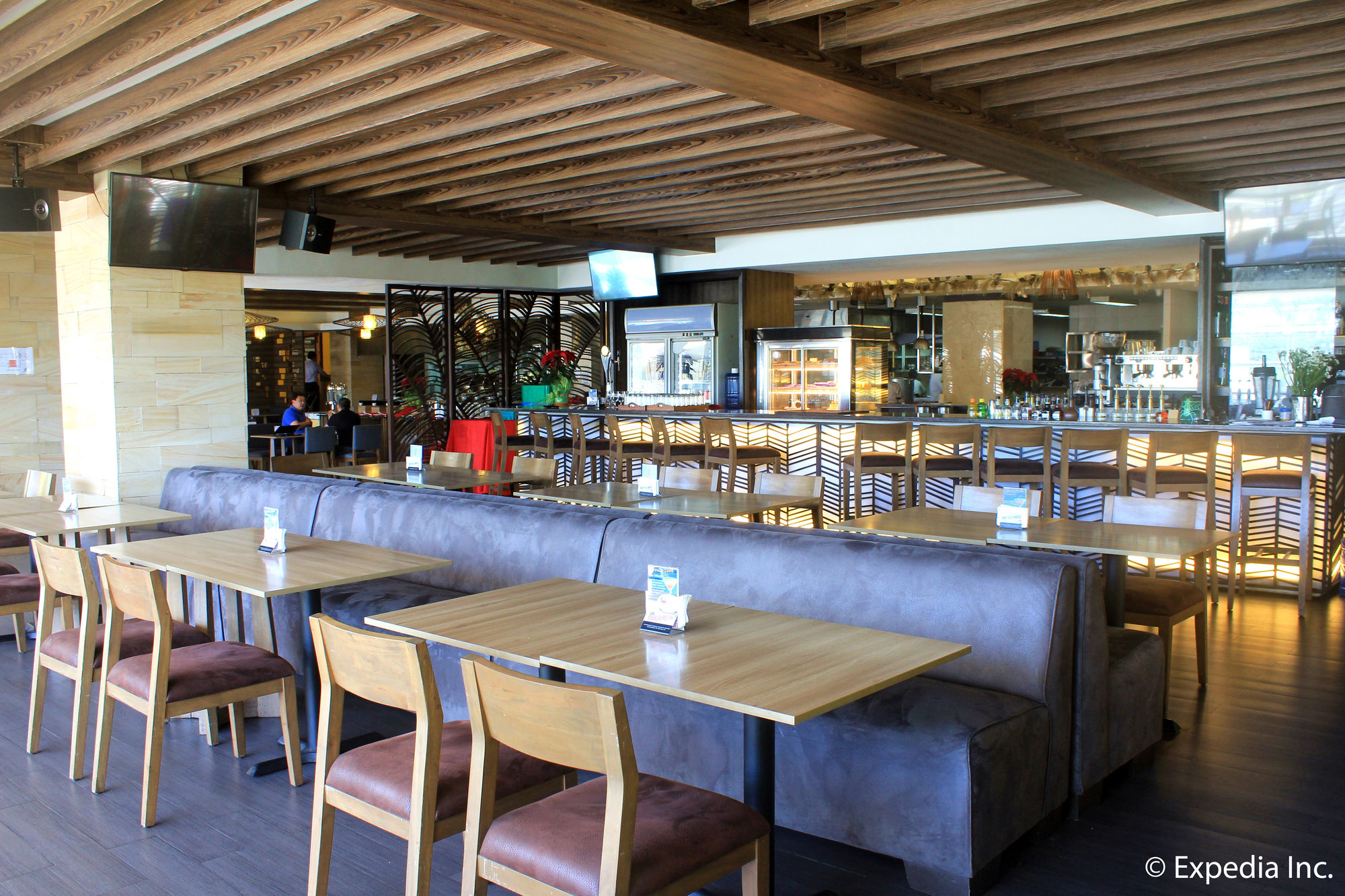 Newtown Plaza Hotel