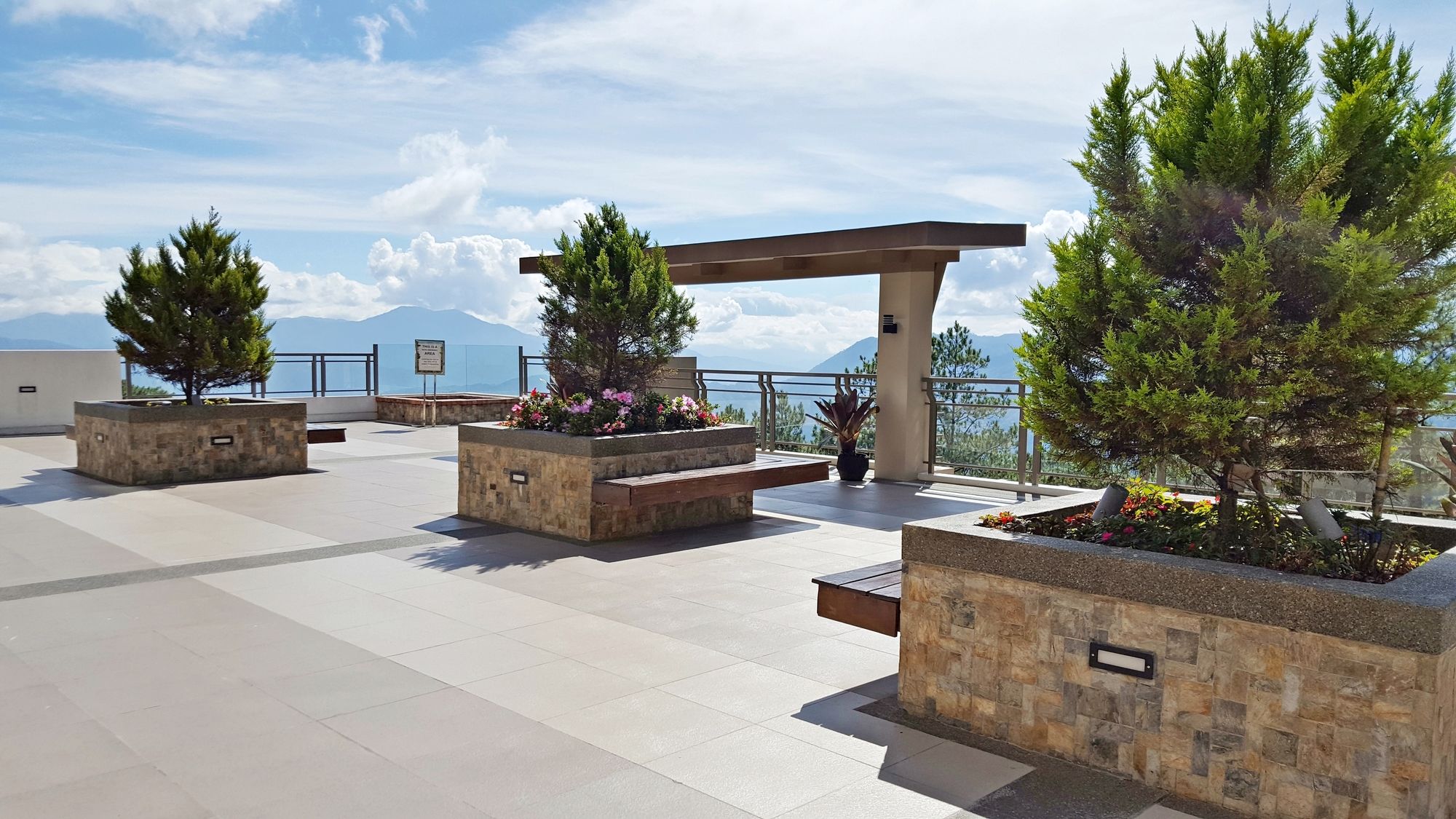 Outlook Ridge Residences