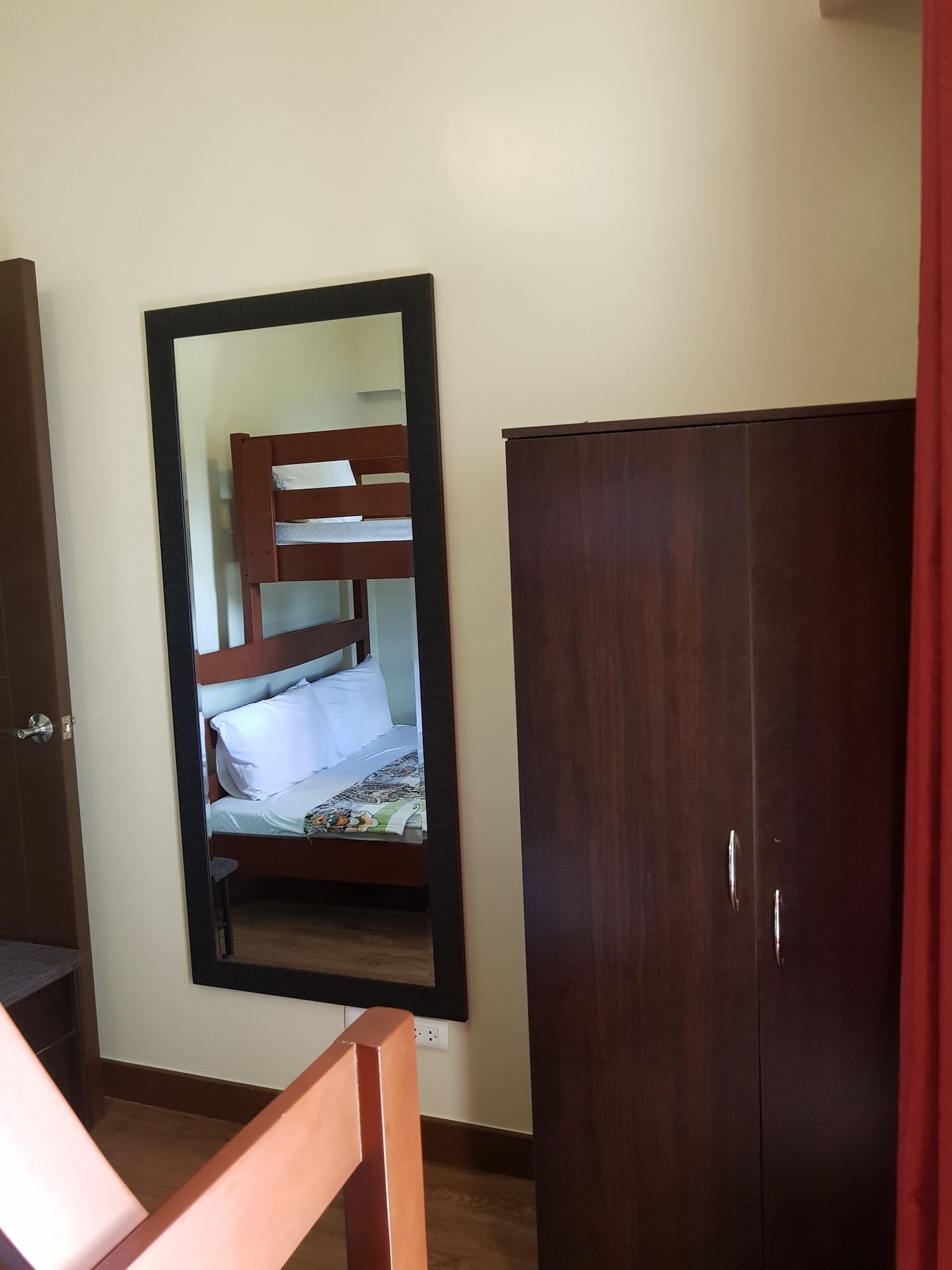 Outlook Ridge Residences