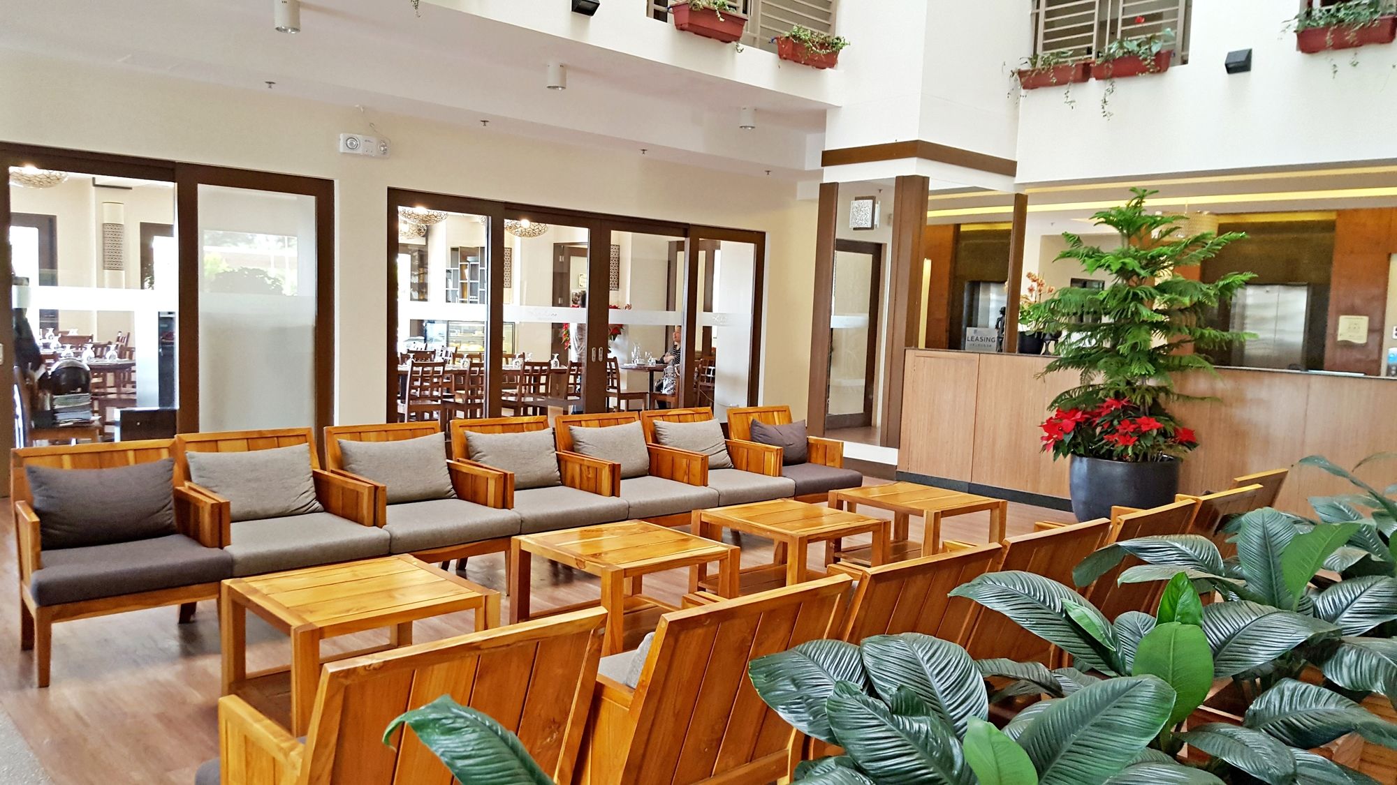 Outlook Ridge Residences