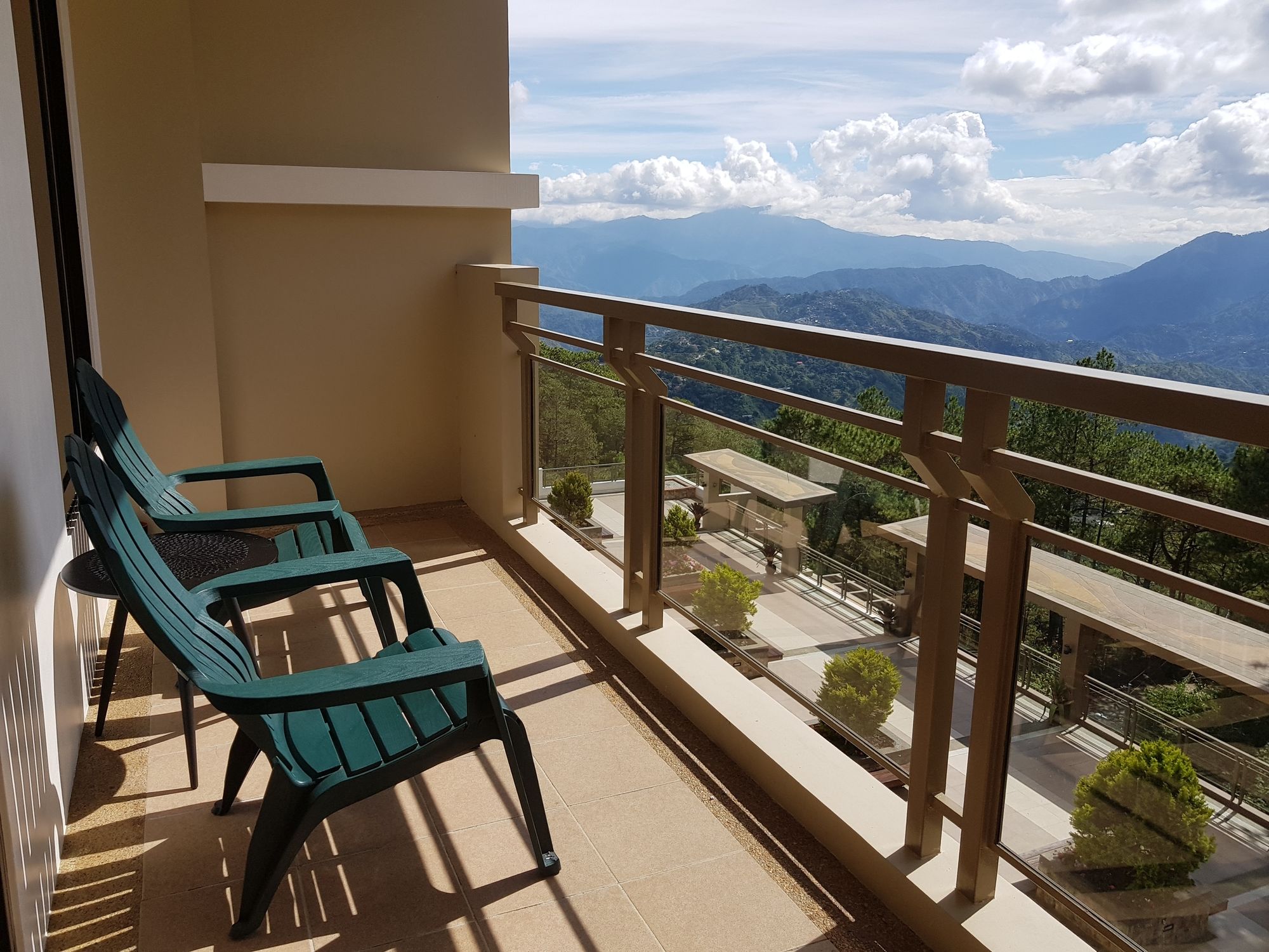 Outlook Ridge Residences