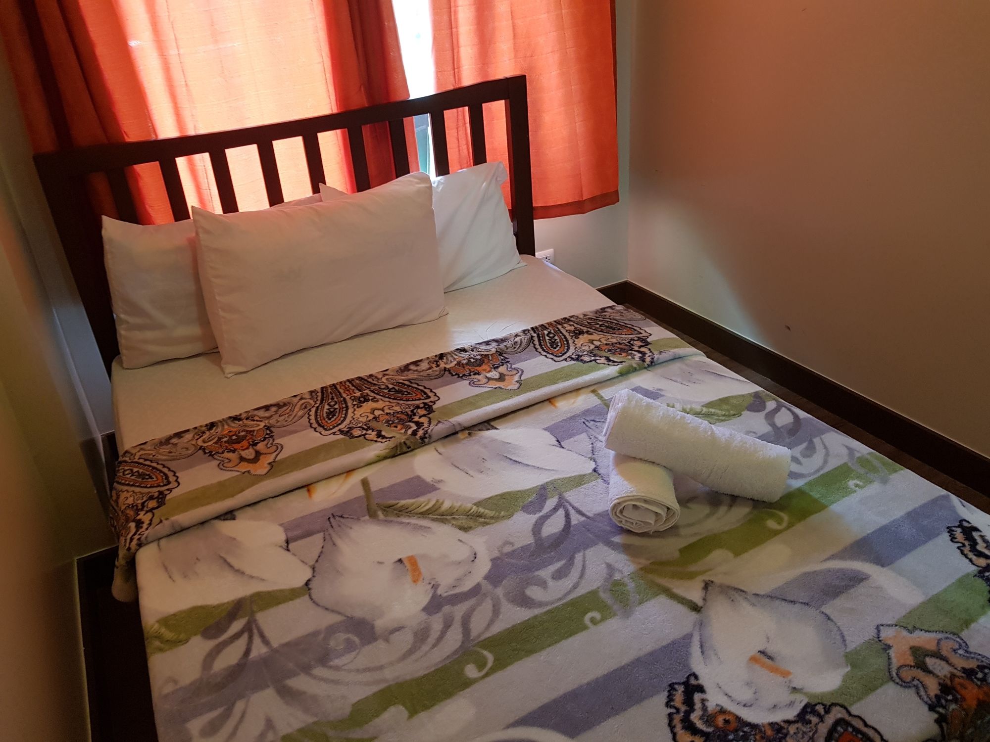 Outlook Ridge Residences