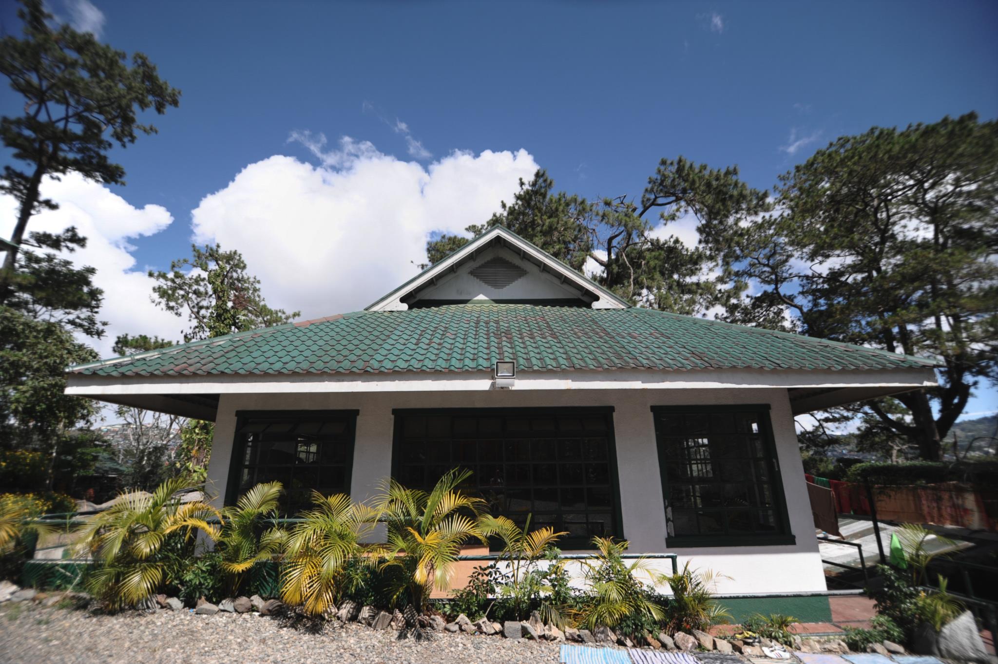 Pine Breeze Cottages