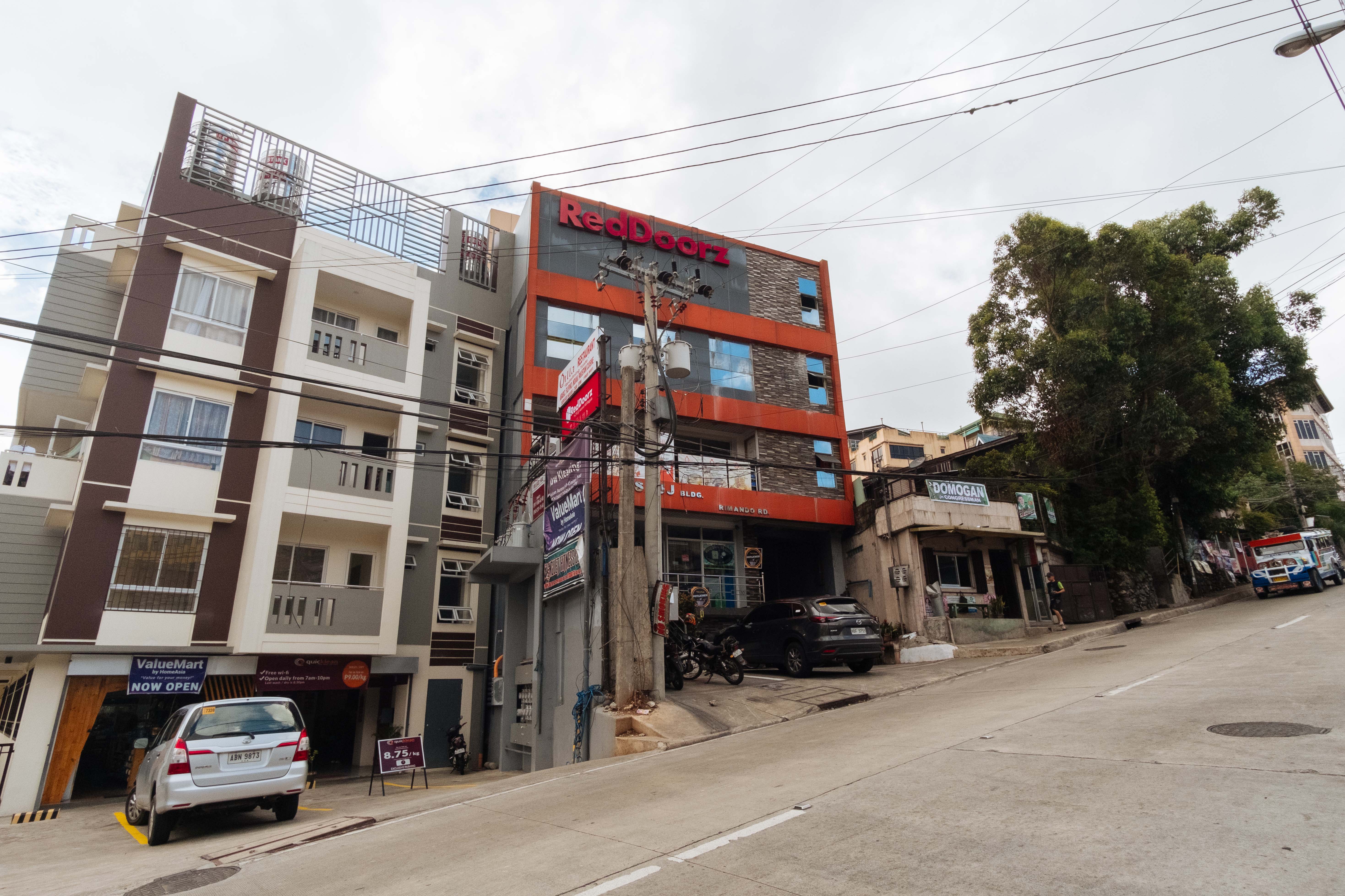 Sajj Building by Reddorz