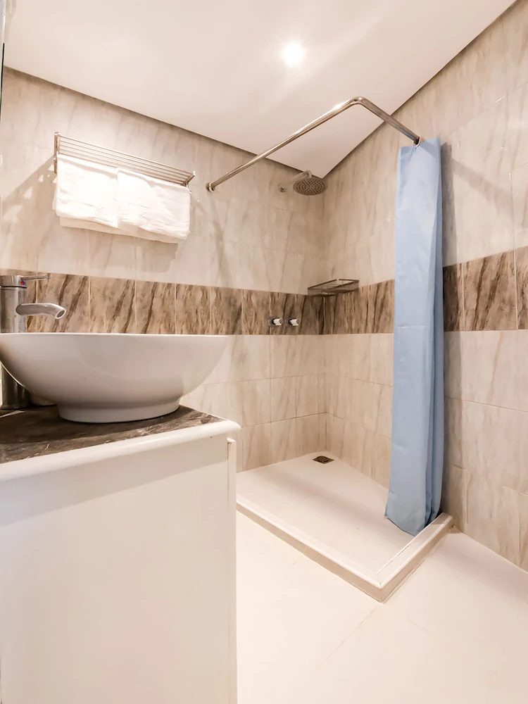 Sunset View Ridge Residences by OYO Rooms