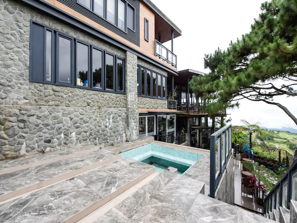 Sunset View Ridge Residences by OYO Rooms