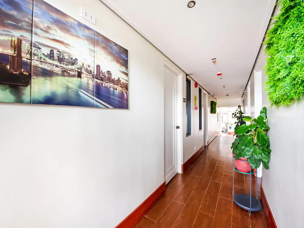 Sunset View Ridge Residences by OYO Rooms