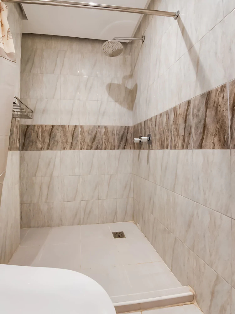 Sunset View Ridge Residences by OYO Rooms