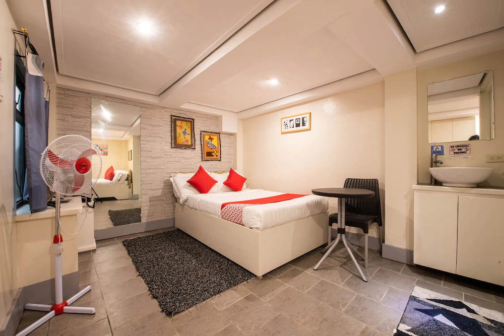 Sunset View Ridge Residences by OYO Rooms