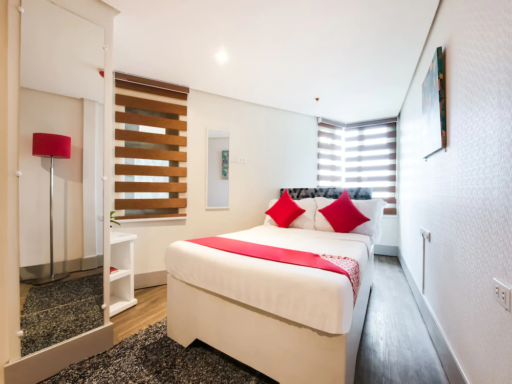 Sunset View Ridge Residences by OYO Rooms