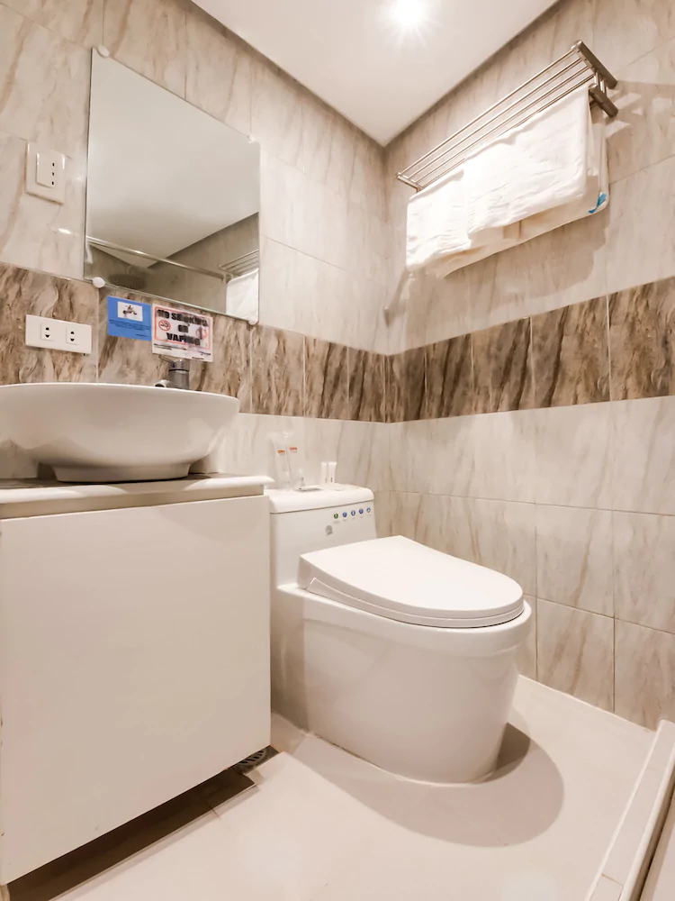Sunset View Ridge Residences by OYO Rooms