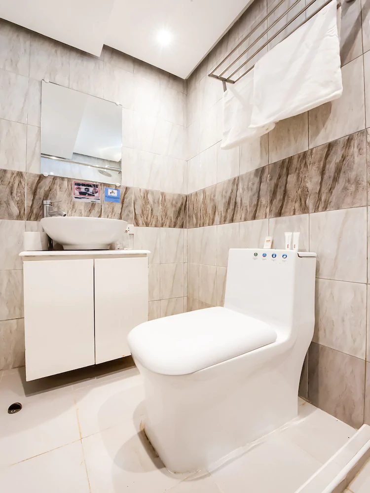 Sunset View Ridge Residences by OYO Rooms