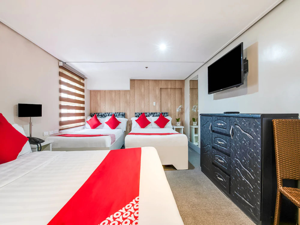 Sunset View Ridge Residences by OYO Rooms