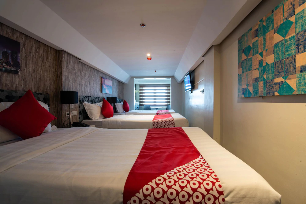 Sunset View Ridge Residences by OYO Rooms