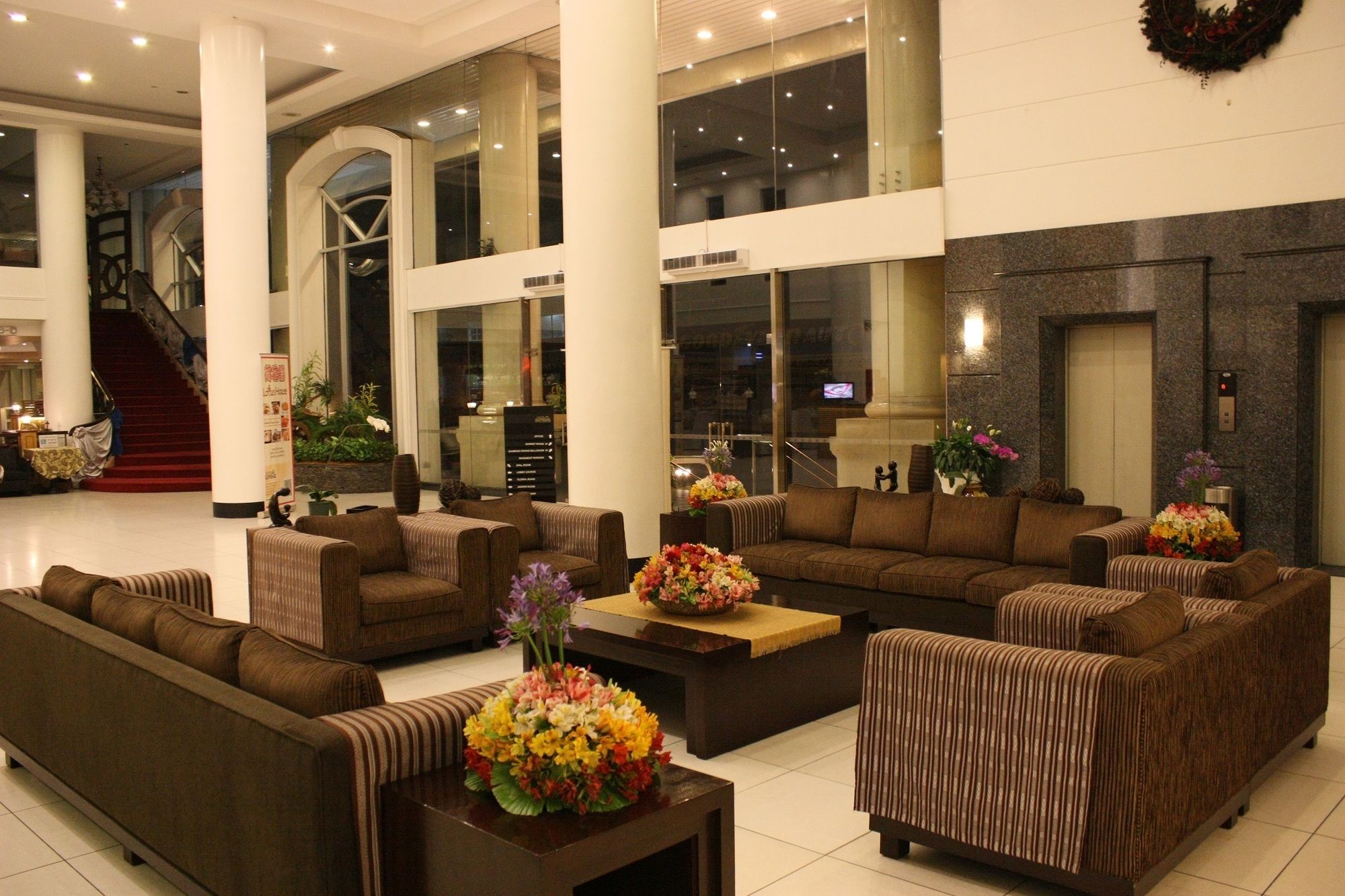 Supreme Convention Plaza