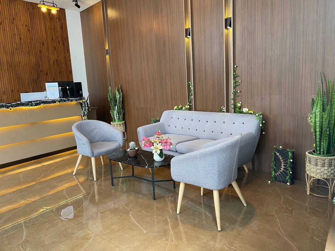 Uphill Hotel