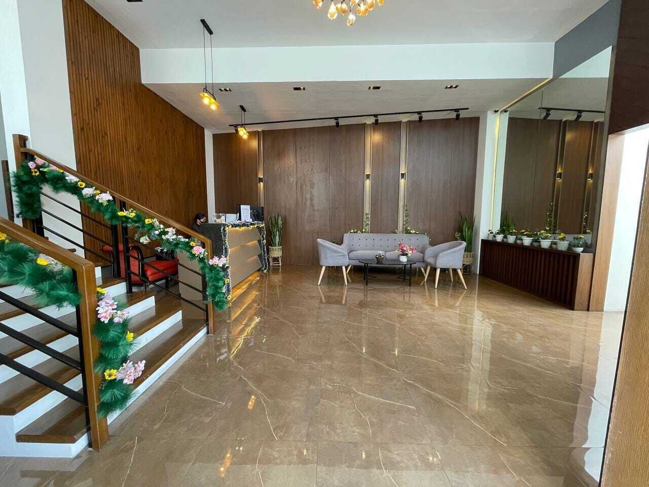 Uphill Hotel